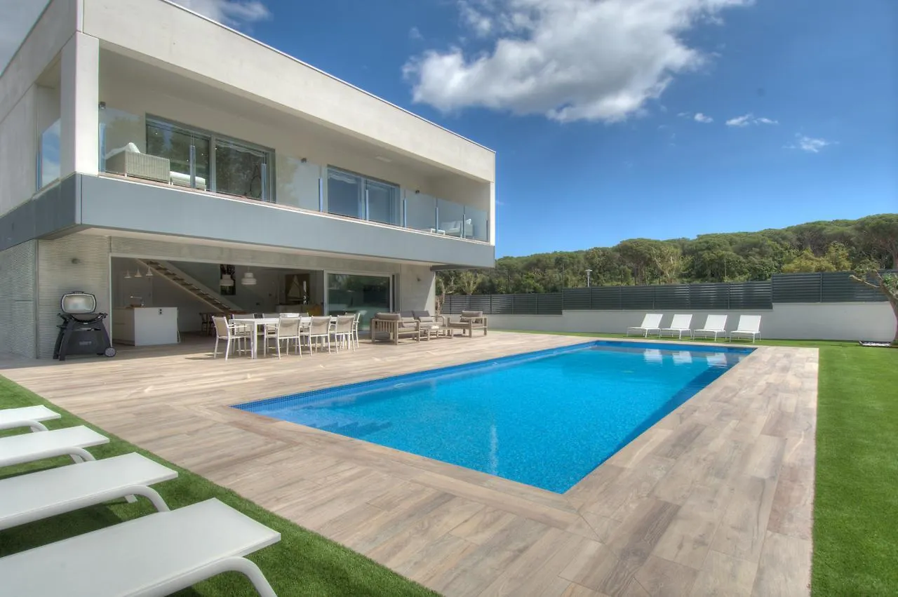 Modern Villa Olivera With Private Pool location